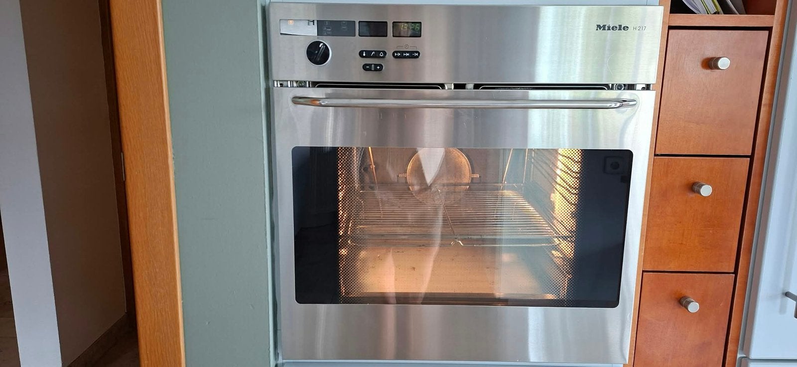 Heteluchtoven Miele H217, Electroménager, Enlèvement, Utilisé, Miele, Four à chaleur tournante