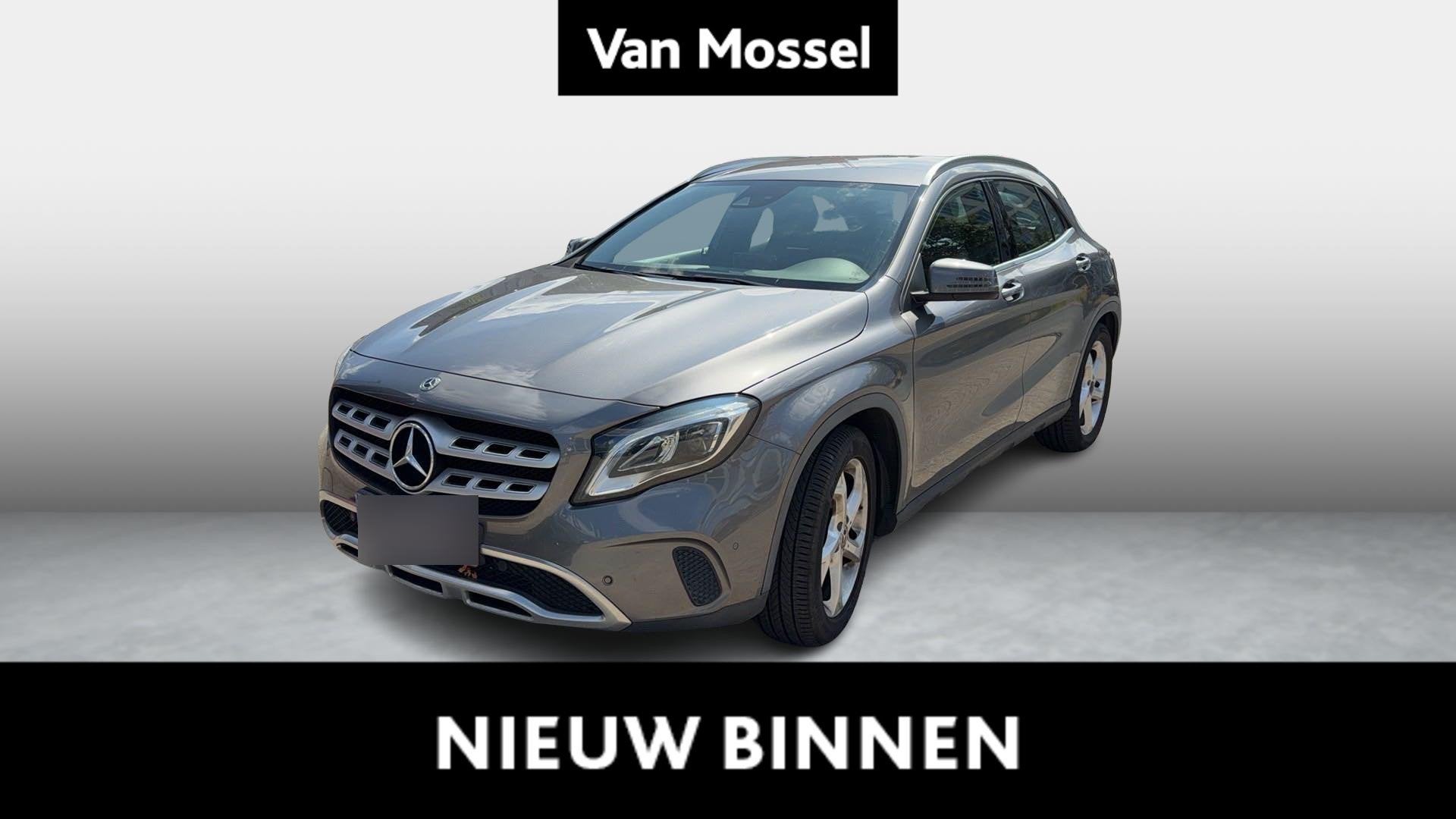Mercedes-Benz GLA GLA 180, Argent ou Gris, Volant multifonction, Entreprise, Entretenue par le concessionnaire