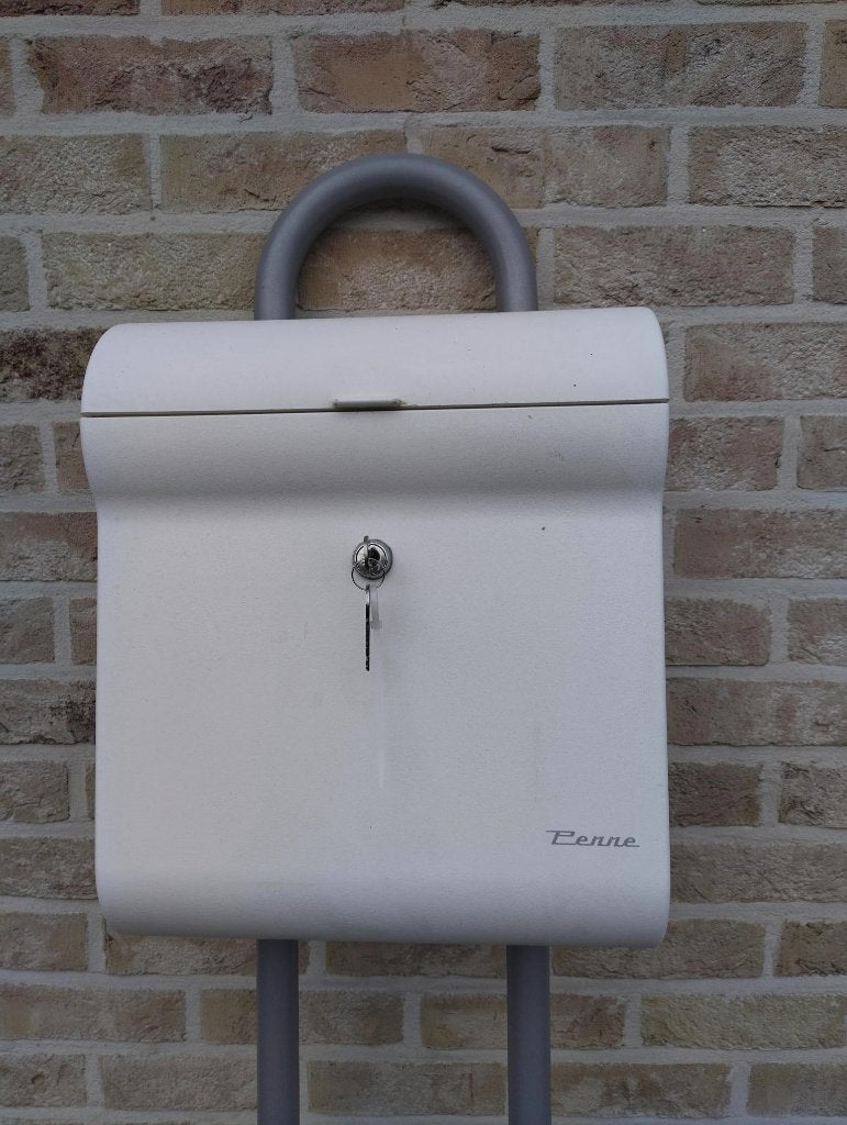 Brievenbus Penne design wit met statief, Enlèvement, Utilisé, Aluminium, Sur pied