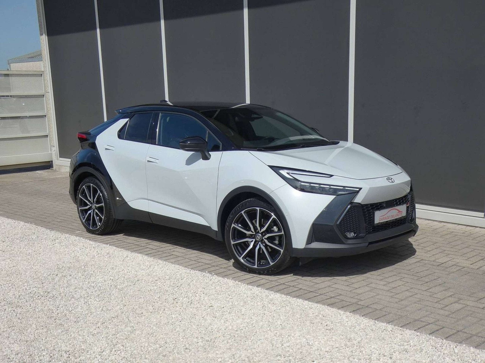 Toyota C-HR 2.0 Hybrid *AWD* GR SPORT Premiere Edition +PANO, Auto's, Automaat, 145 kW, Gebruikt, Zwart
