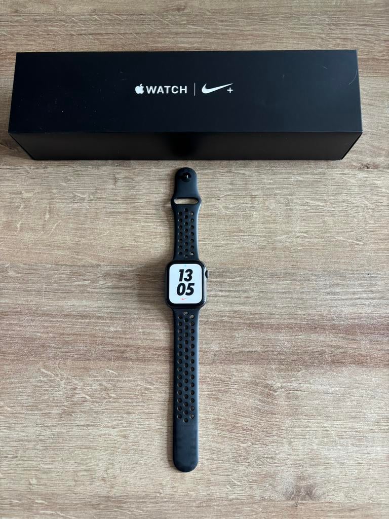 Apple watch, Ophalen of Verzenden, Gebruikt, IOS