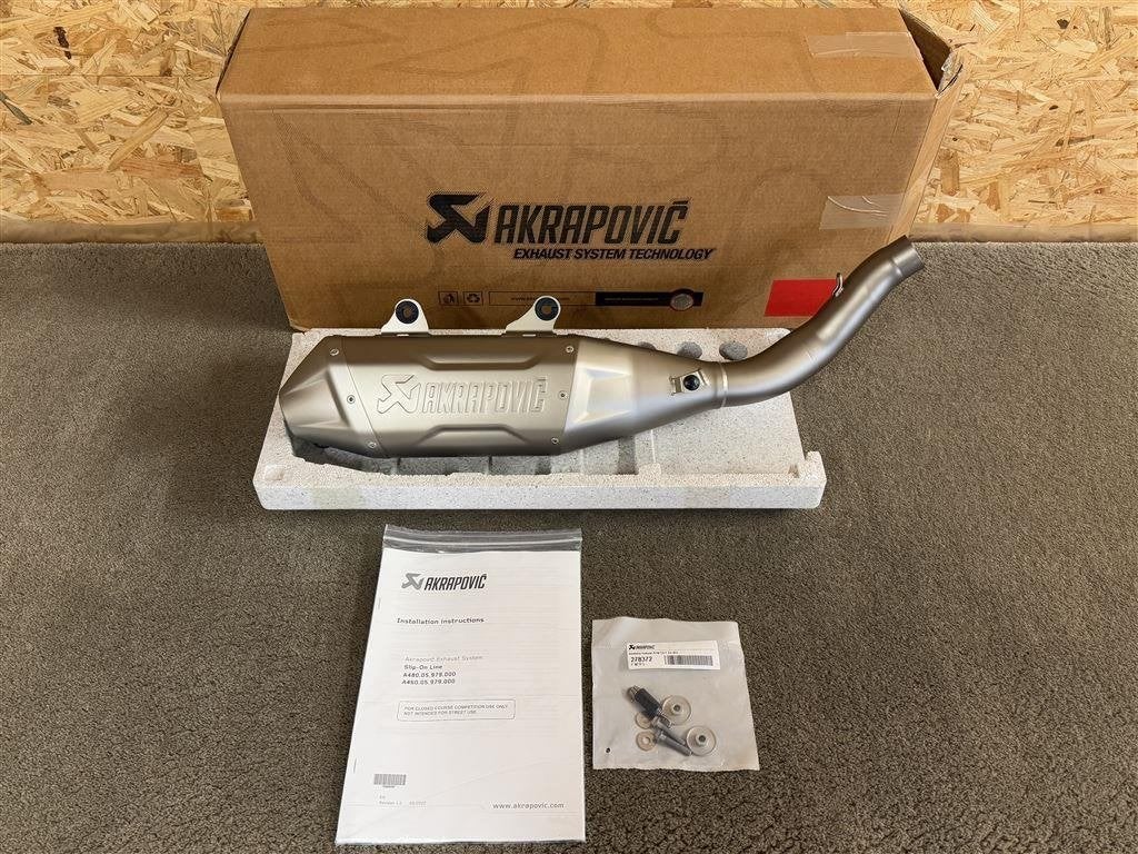 Akrapovic uitlaat KTM 250 SX-F XC-F FC FC250 MC250F 23-25, Envoi, Neuf