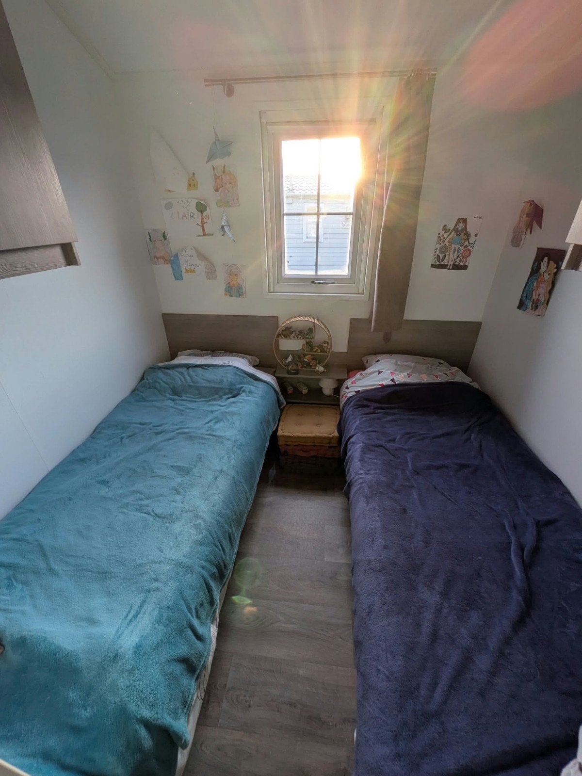 résidentielle a vendre sans terrain !, Tot en met 4