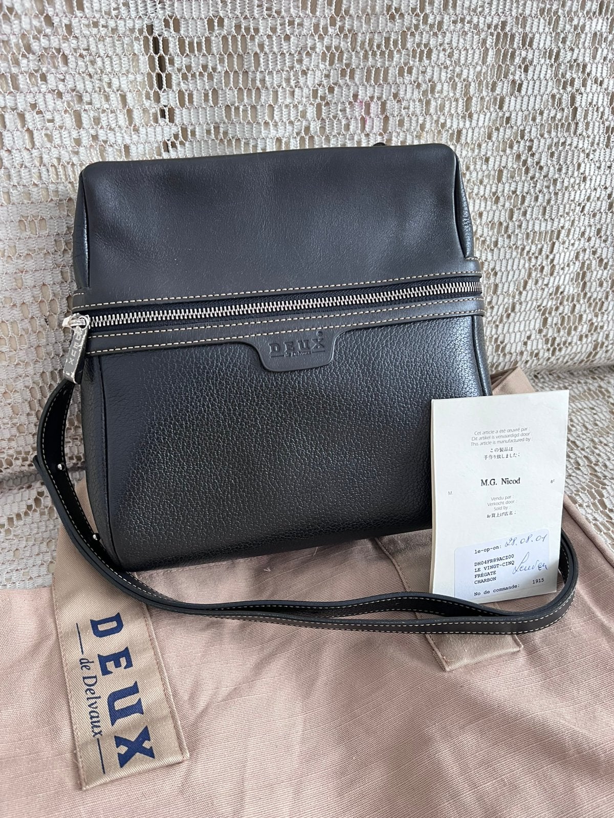 DELVAUX tas model Le Vingt-Cinq als nieuw, Handtassen en Accessoires, Ophalen of Verzenden, Zo goed als nieuw, Zwart, Leer