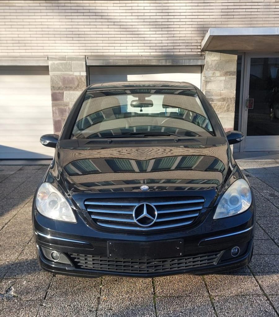 Mercedes classe B 200 prête à immatriculer, Autos, Achat, Boîte manuelle, 5 places, Particulier