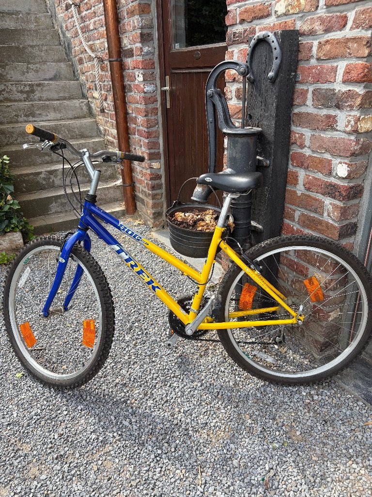Trek 800, Ophalen, Zo goed als nieuw, Trek