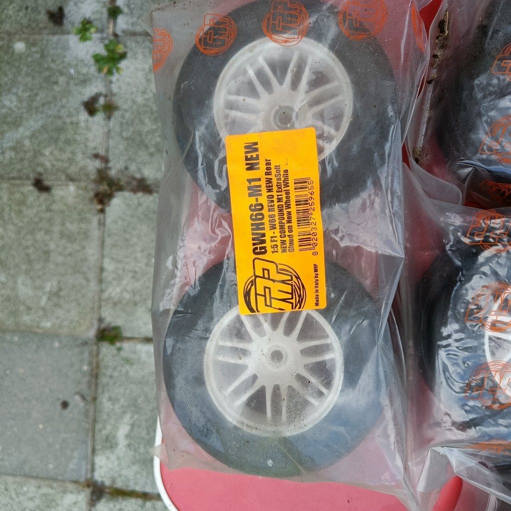 FG F1 banden, Enlèvement, Neuf, Voiture, Autres marques