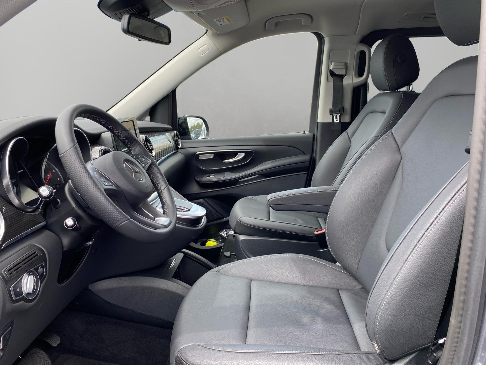 Mercedes-Benz V-klasse 220d Long Avantgarde, Auto's, Automaat, Dealer onderhouden, Gebruikt, 4 cilinders