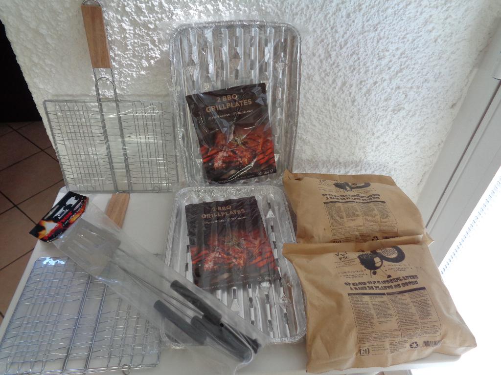 Lots  Pour Barbecues Neuf., Maison & Meubles, Cuisine | Vaisselle, Neuf, Autres types, Autres styles, Envoi