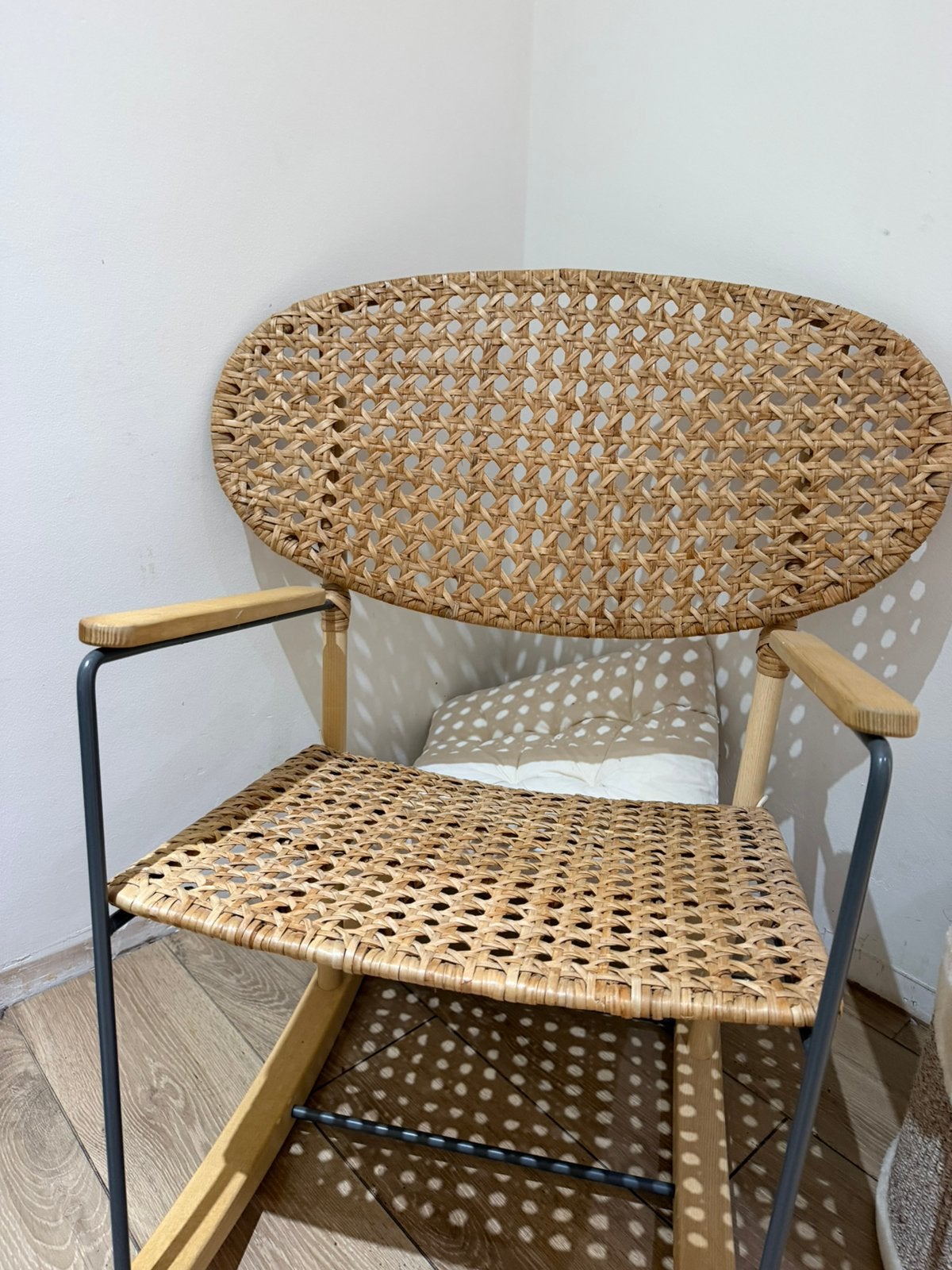 Rieten schommelstoel, Tuin en Terras, Ophalen of Verzenden, Zo goed als nieuw