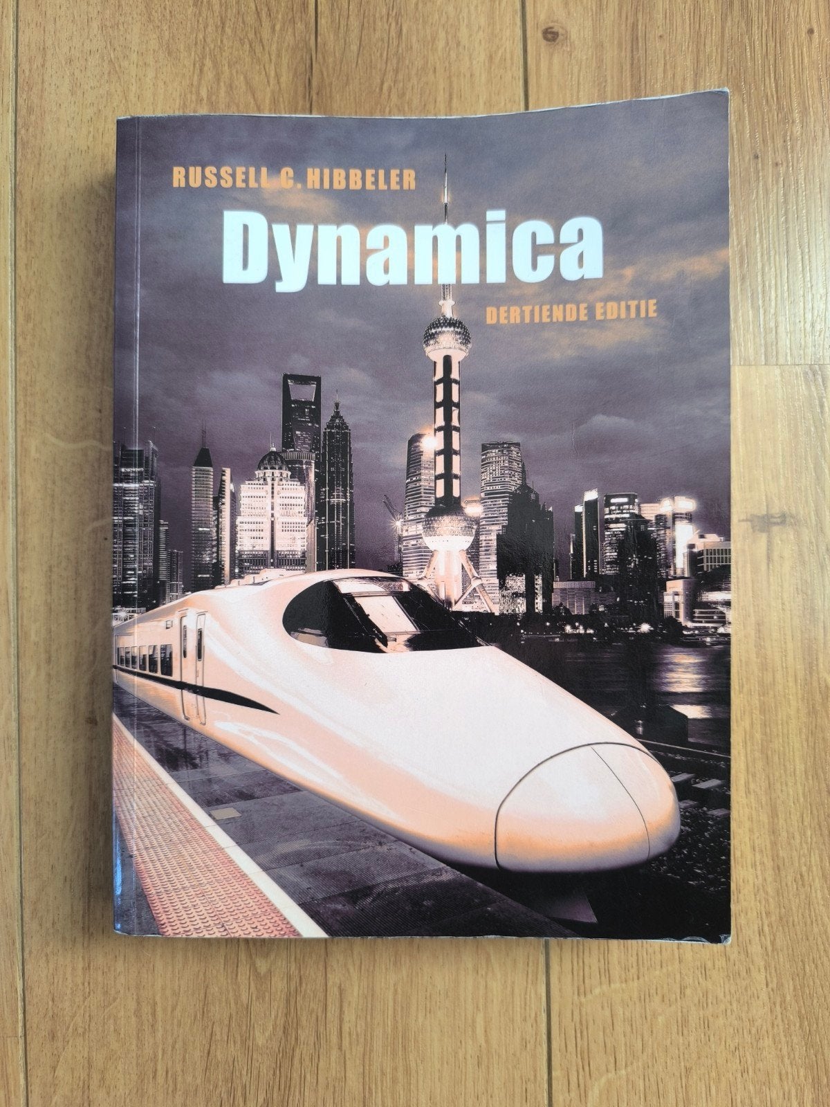 Dynamica - Russel C. Hibbeler - dertiende editie, Ophalen of Verzenden, Zo goed als nieuw, Hoger Onderwijs, Russell C. Hibbeler