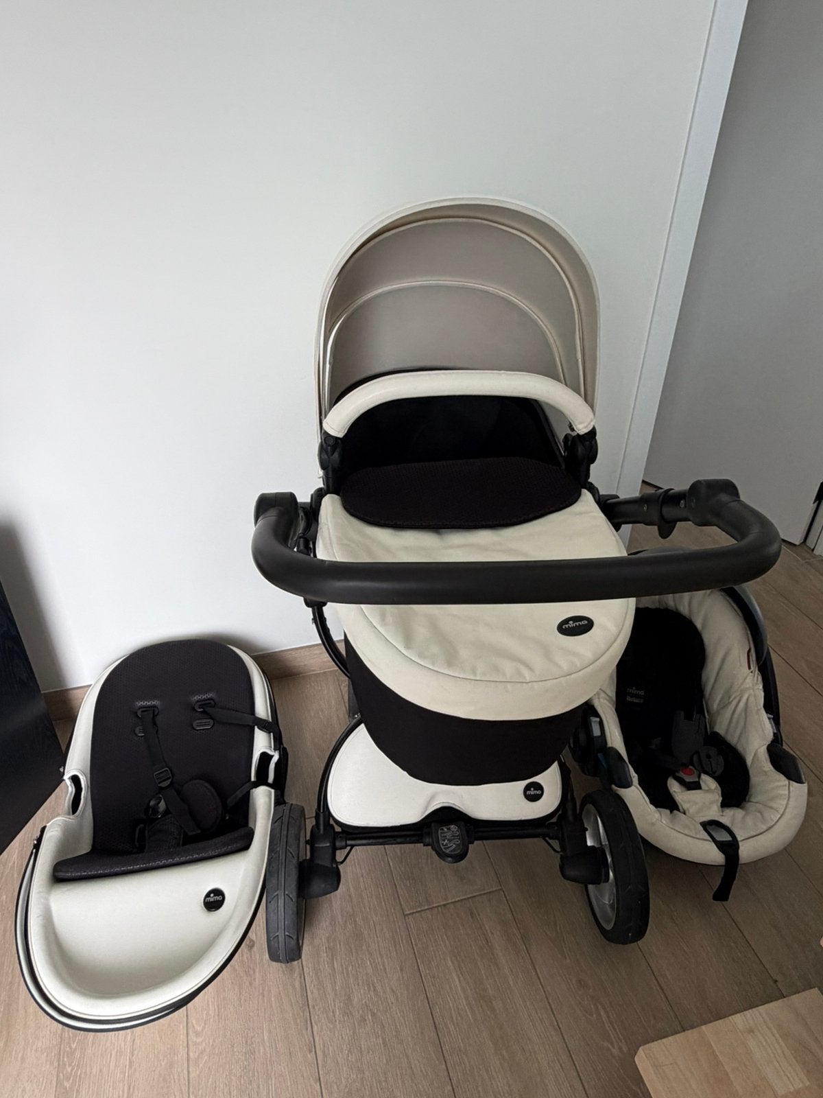 Poussette mima xari blanche., Enfants & Bébés, Enlèvement, Utilisé, Poussette