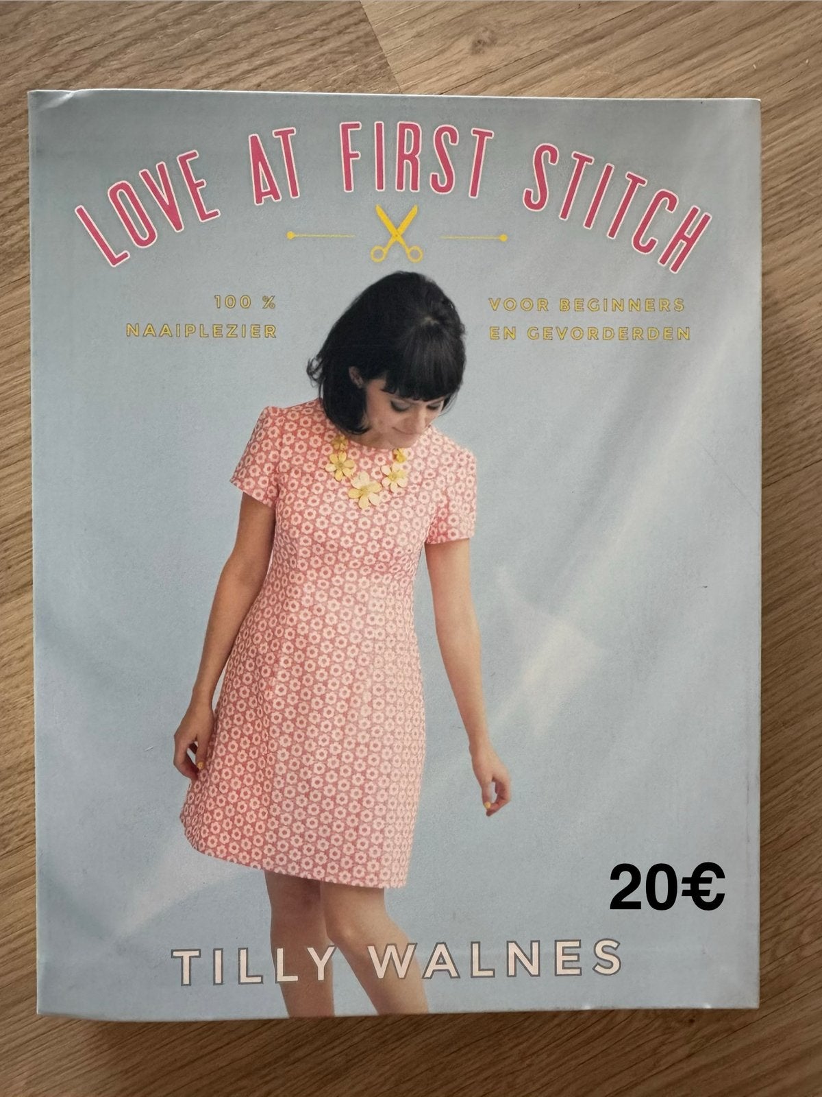 Tilly Walnes - Love at first stitch, Ophalen of Verzenden, Tilly Walnes