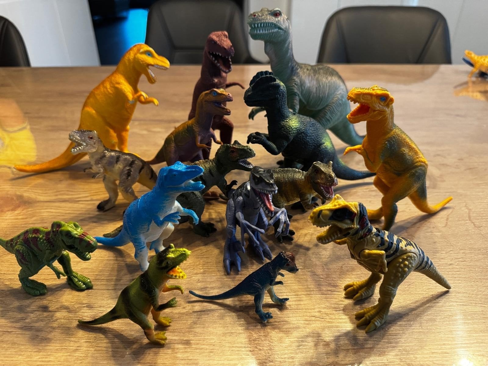 Ensemble de 15 T-Rex et dinosaures mangeurs de chair, Collections, Enlèvement
