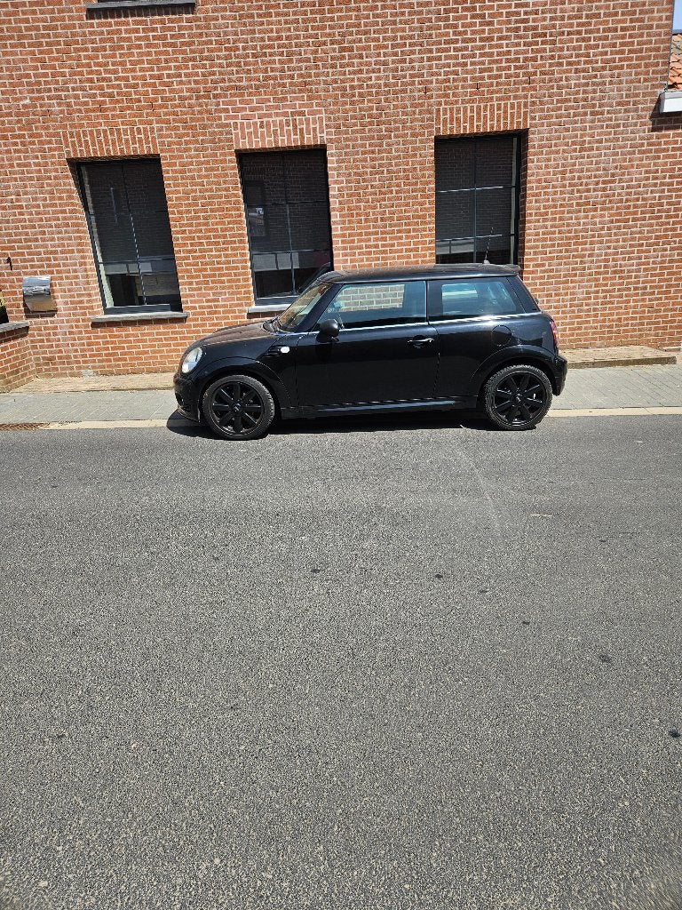 Auto mini cooper, Auto's, Voorwielaandrijving, Zwart, 4 cilinders, Zwart