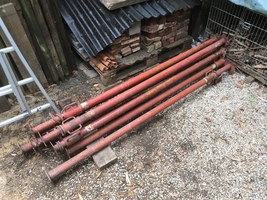 Schoren stansoenen stutten - 10 stuks - 2m tot 3m60, Doe-het-zelf en Bouw, Ophalen, Gebruikt