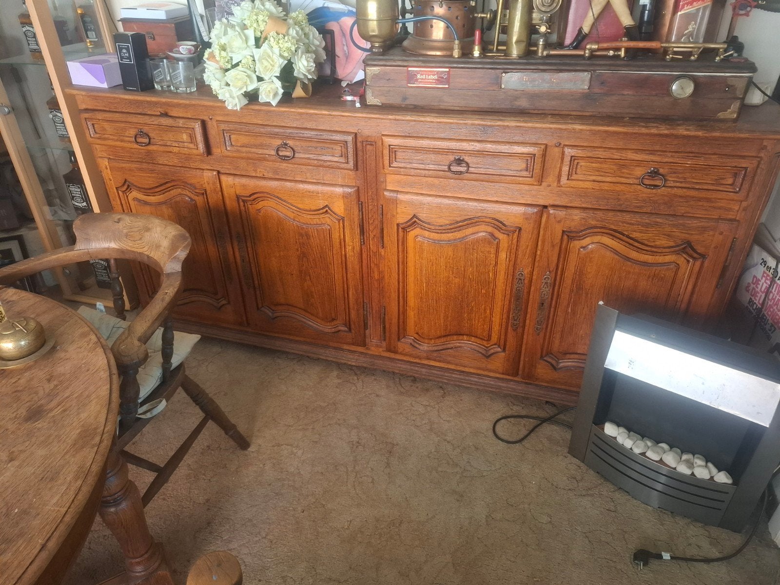 klassiek erg degelijk eiken dressoir, Verzenden