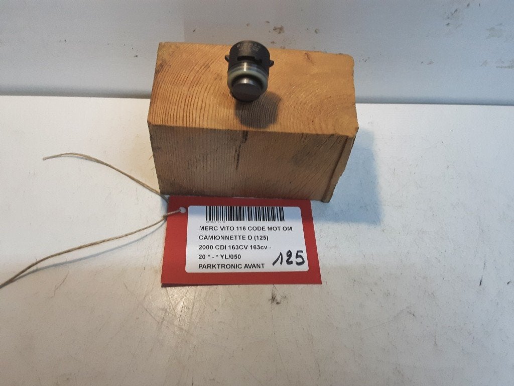 PARKEERSENSOR Mercedes-Benz Vito (447.6) (A0009055504), Gebruikt, Mercedes-Benz, Mevr. I. Hauben, Rue de l'Espoir 34 34
4030  GRIVEGNÉE, BE