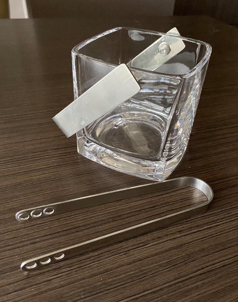 kristallen ijsemmertje met inox beugel en tang, Verre ou Verres, Comme neuf, Enlèvement, Autres matériaux