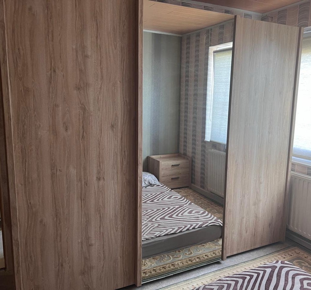 Tres grandes armoire avec ses deux commodes, Enlèvement, Comme neuf