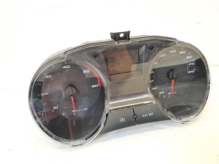 Compteur kilométrique KM d'un Seat Ibiza, -, 3 mois de garantie, Utilisé, -