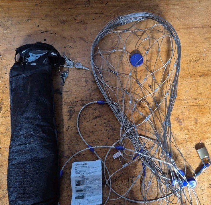Filet metal antivol baggages, Verzenden