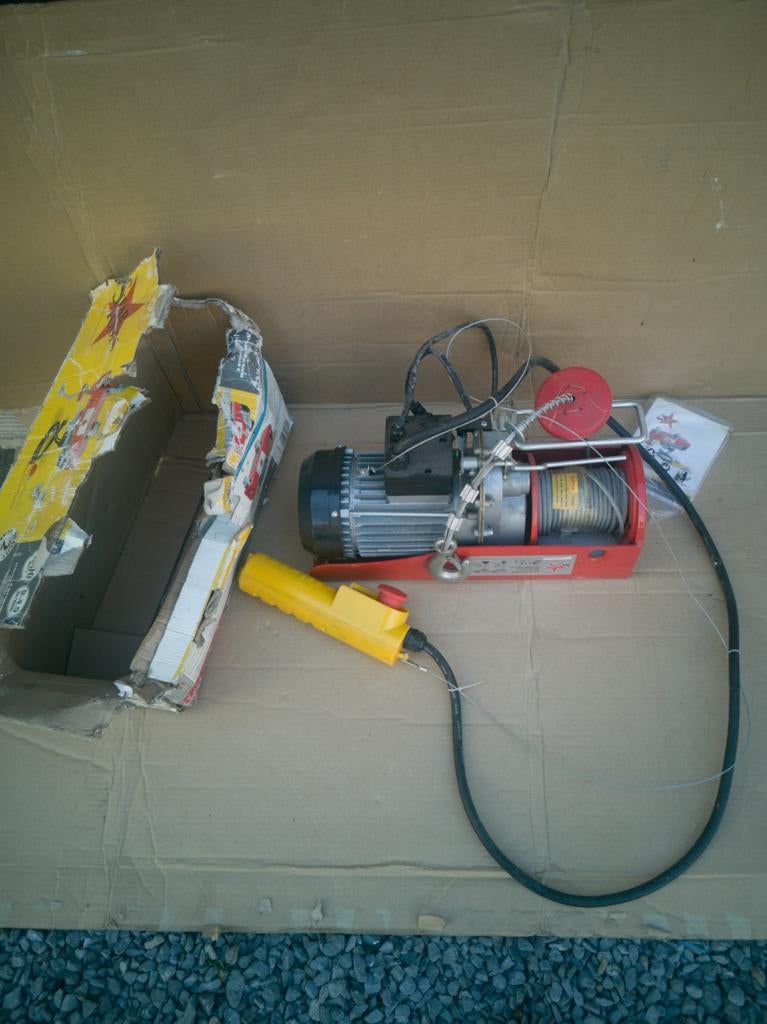 Treuils électrique 400kg à 800kg bon marque START TOOLS nouv, Enfants & Bébés, Enlèvement ou Envoi