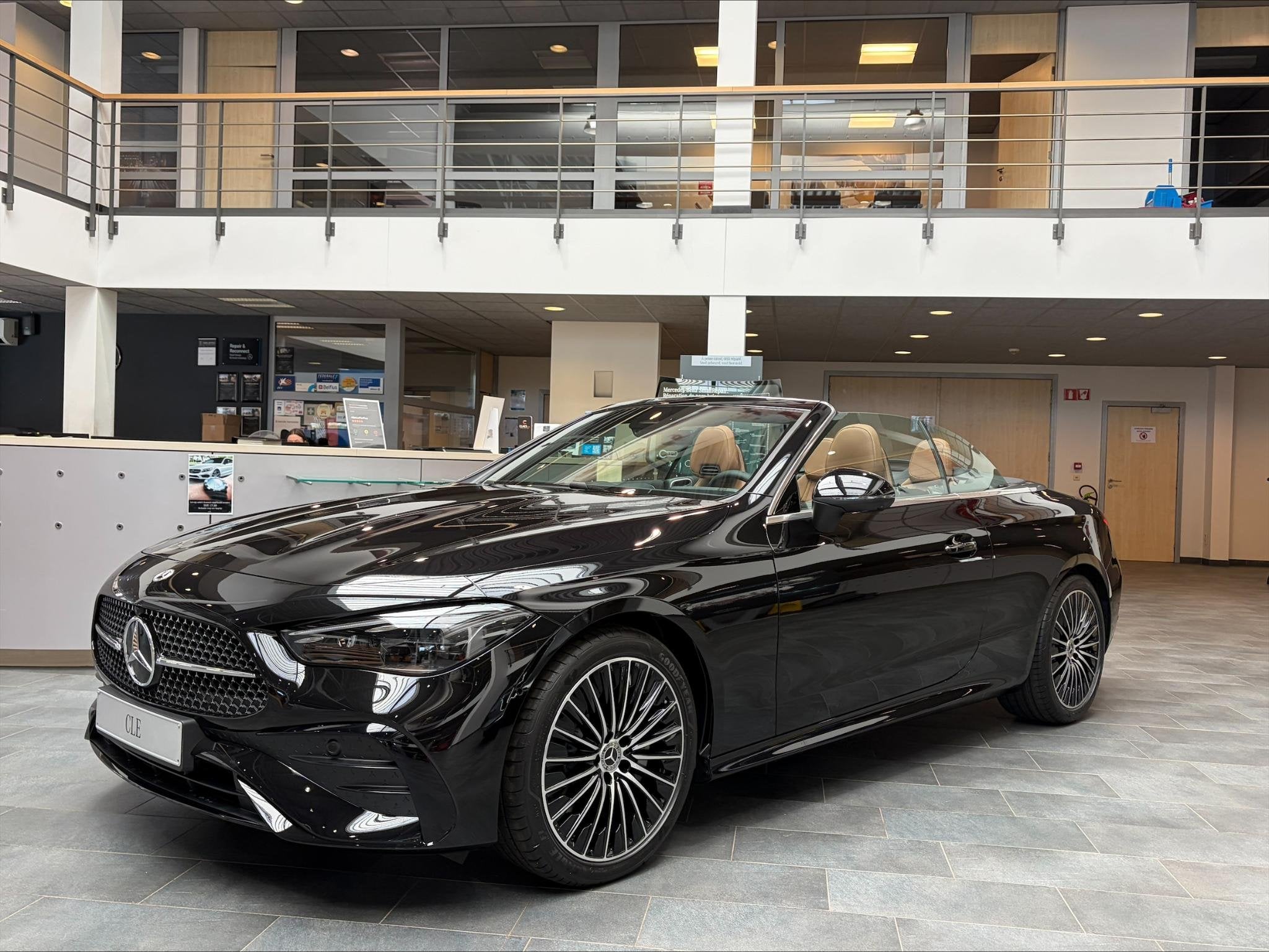 Mercedes-Benz CLE Cabriolet CLE 200 Cabriolet AMG Line, Autos, Neuf, Achat, 1800 kg, Entreprise