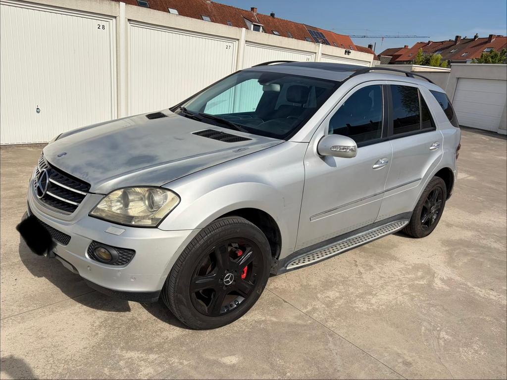Mercedes ML 420 - diesel V8 start rijd lichte vrcht, Auto's, Diesel, Te koop