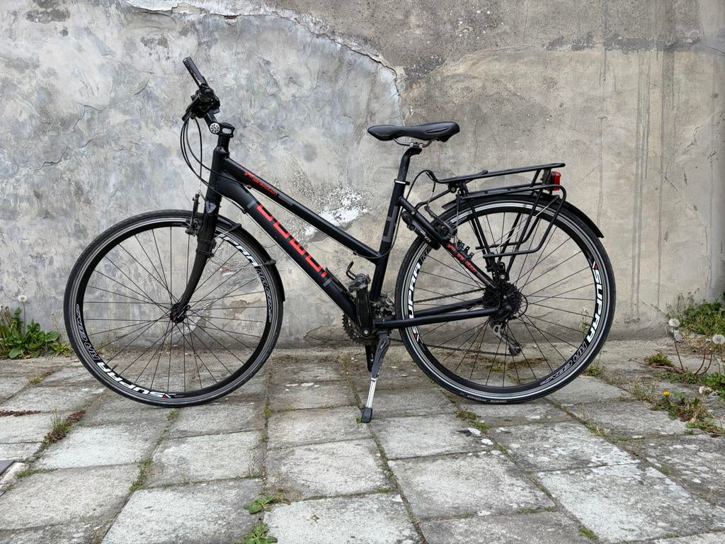 Sportieve lichte damesfiets 49cm - 13,2kg - Carbon vork, Fietsen en Brommers, 28 inch, 47 tot 50 cm, Zo goed als nieuw, Meer dan 20 versnellingen