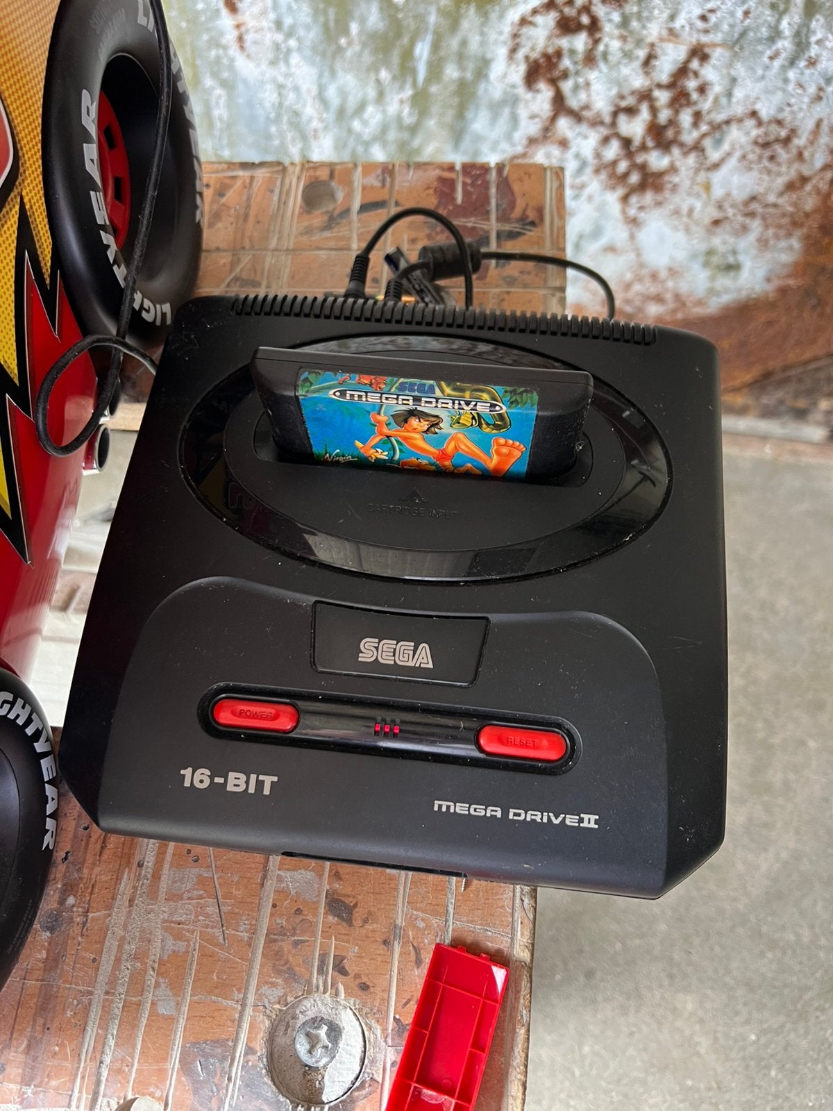 Sega console met 2 joystick en 1 game prijs 60€, Ophalen, Zo goed als nieuw