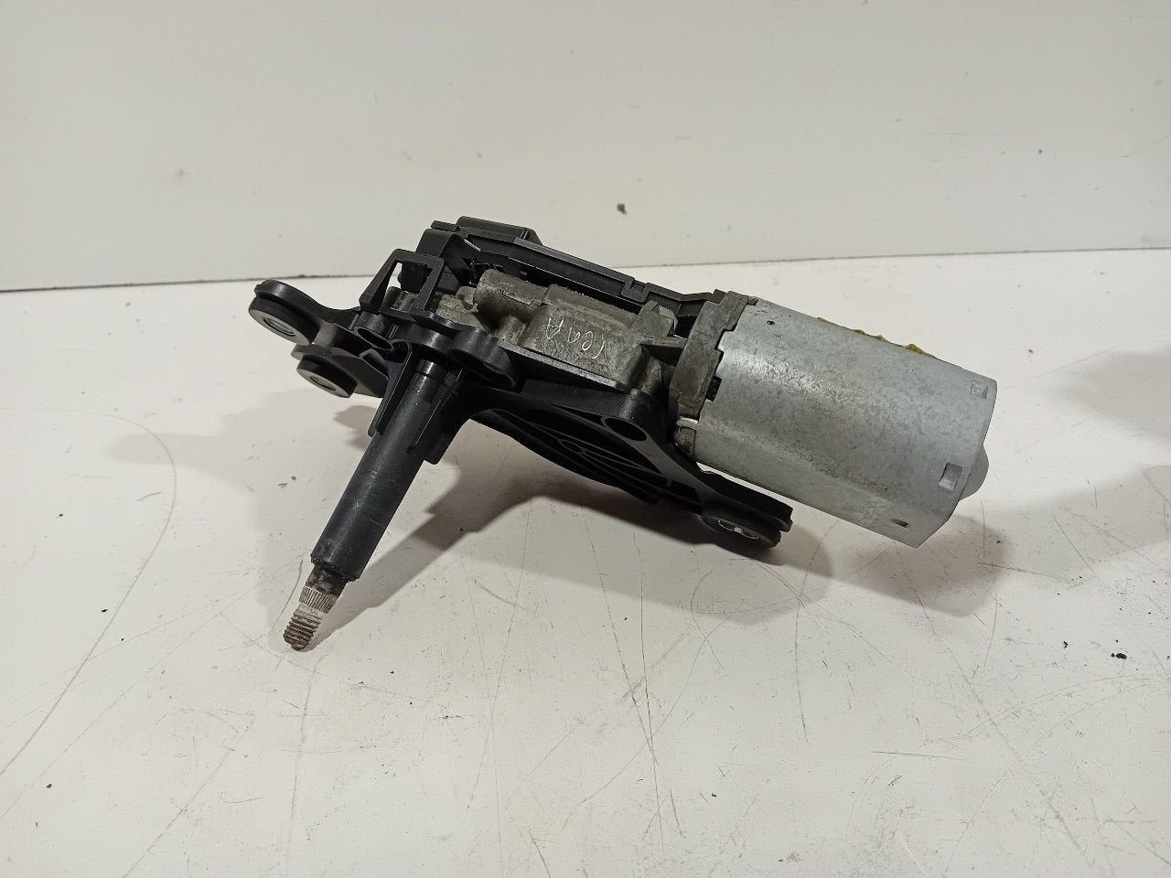 Ruitenwissermotor achter Ford B-Max, Onderdelen@venauto.nl, Van der Ven Autorecycling B.V., Gebruikt, Ettenseweg 76, 4706 PB Roosendaal, The Netherlands