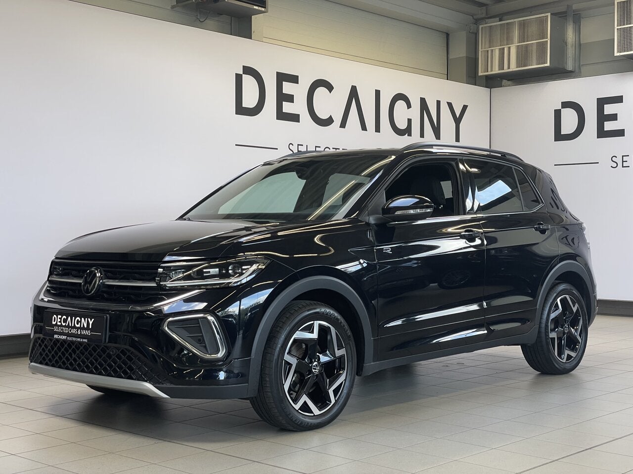 Volkswagen T-Cross 1.0 TSI R-Line DSG *Camera*Carplay, Auto's, T-Cross, Zwart, Bedrijf, 5 zetels