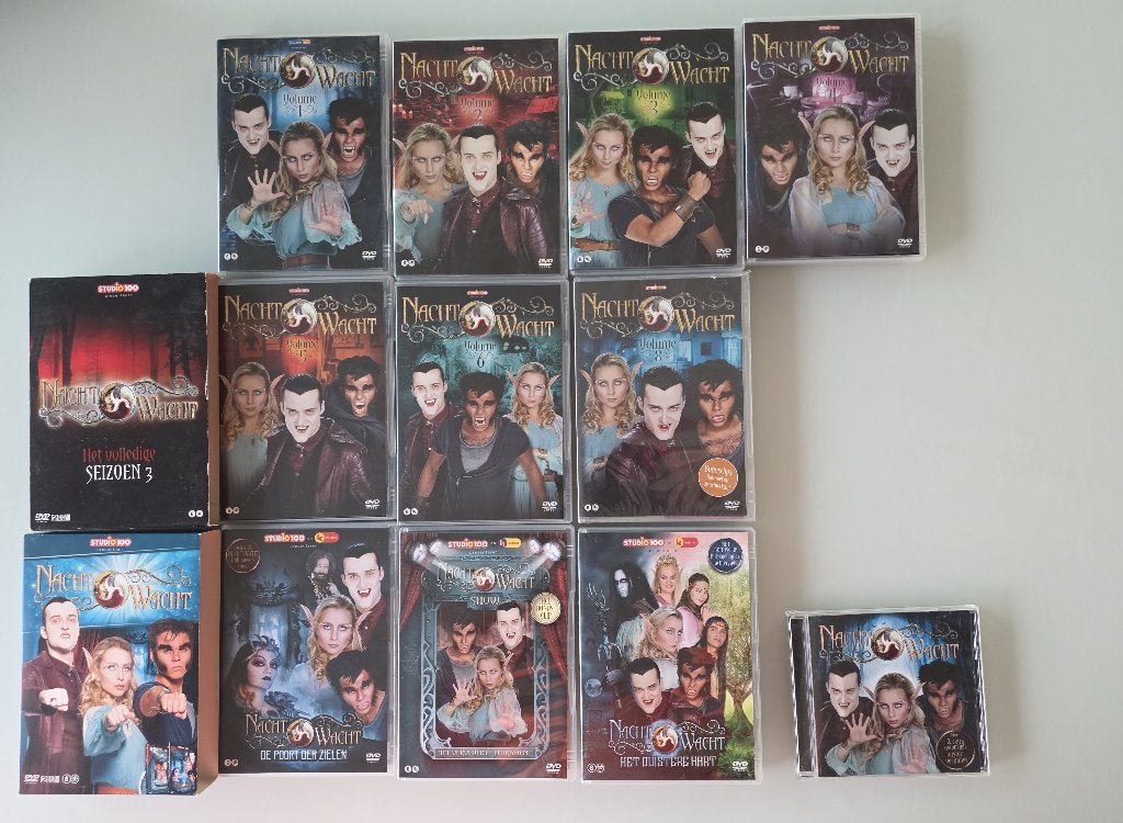 Studio 100 Nachtwacht : 10 DVD's en 1 CD, Ophalen of Verzenden
