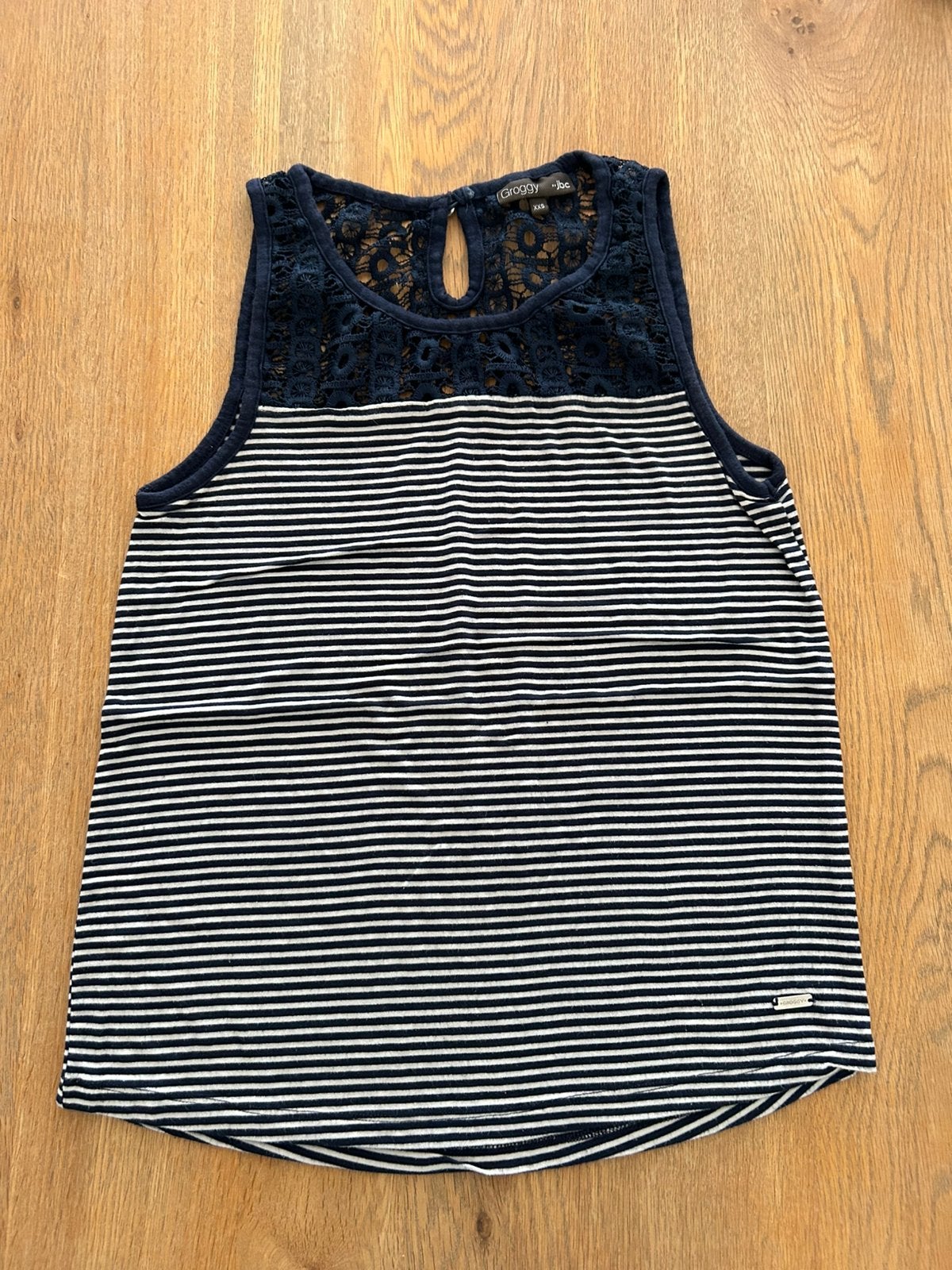 Wit blauwe top kant zonder mouwen Groggy JBC Maat XXS, Kleding | Dames, Topjes, Ophalen of Verzenden, Zo goed als nieuw, Blauw