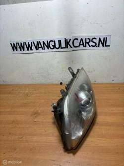 Koplamp  links Toyota Avensis Verso ('01-'06), Enlèvement ou Envoi, Toyota, Toyota, Utilisé