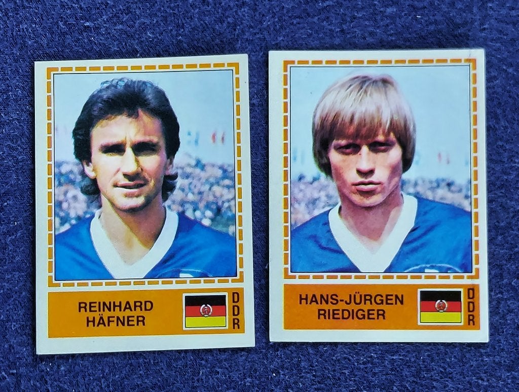 2 versch. Panini stickers voetbal ' EK Euro 1980 - DDR ', Ophalen of Verzenden, Nieuw, Meerdere stickers
