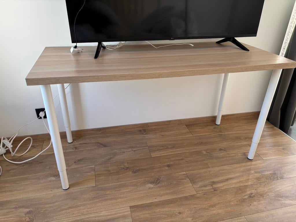 Bureau Ikea in hoogte verstelbaar, Huis en Inrichting, Bureaus, Ophalen, Gebruikt, Scandinavisch, Hout
