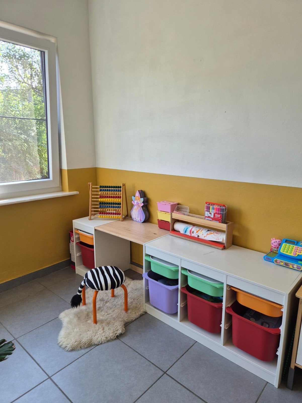 Speeltafel - ideaal voor kleuter, Kinderen en Baby's, Ophalen, Kast
