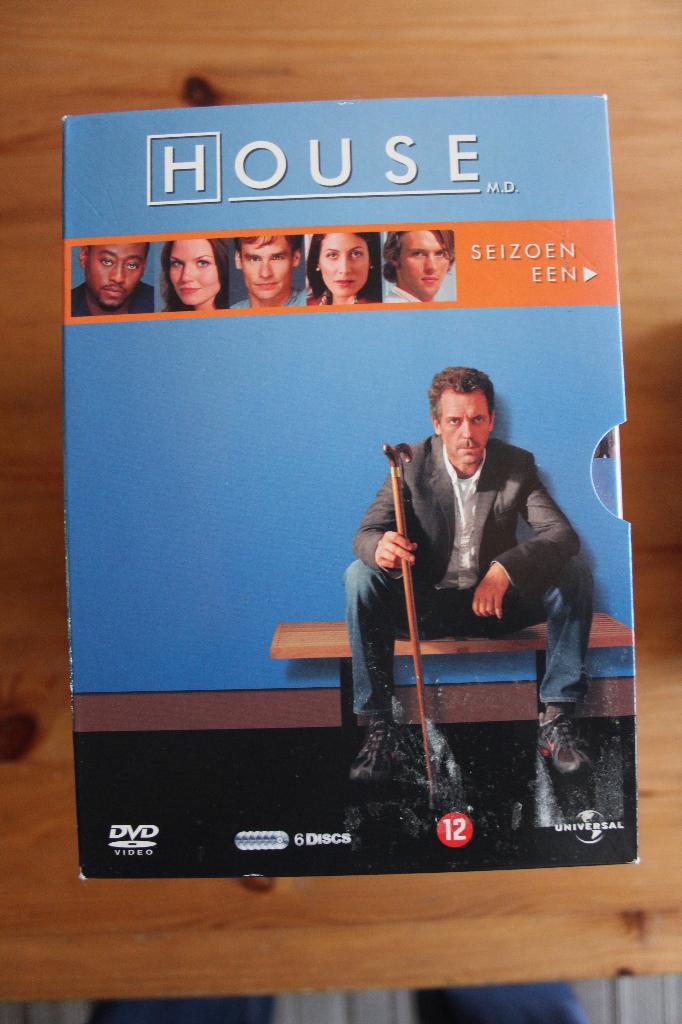 House  seizoen 1-2-4-5             Knap Doktersdrama serie!, Cd's en Dvd's, Vanaf 12 jaar, Ophalen of Verzenden, Zo goed als nieuw