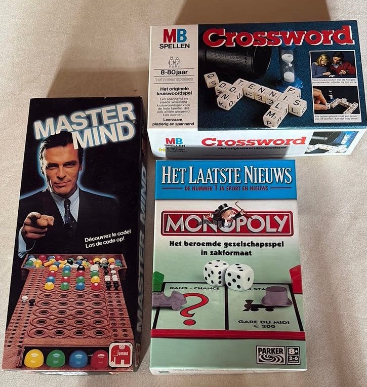 Lot retro spellen: Mastermind, Crossword & Monopoly, Hobby & Loisirs créatifs, Enlèvement ou Envoi, Comme neuf