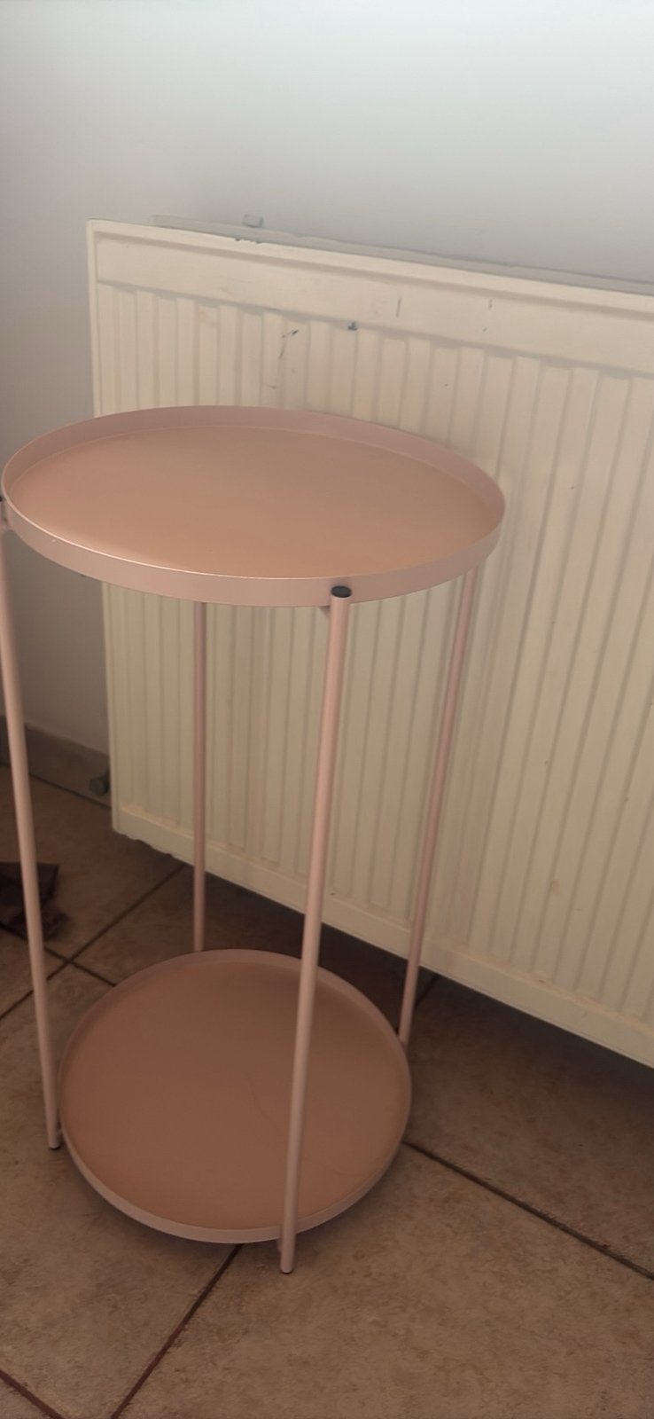 Roze bijzettafelje, Ophalen, Zo goed als nieuw