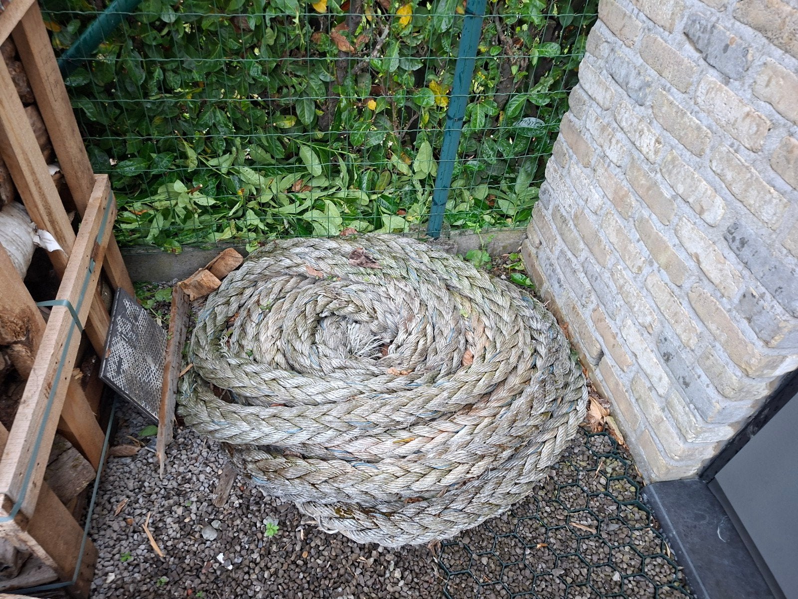 Ongeveer 15 meter zwaar Scheepstouw, Ophalen