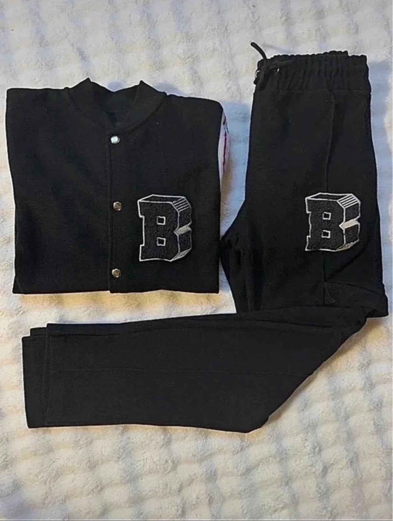 BoohooMAN Trainingsset - M - Zwart - Zeer goede staat, Kleding | Heren, Heren-kledingpakketten, Zo goed als nieuw, Maat 48/50 (M)