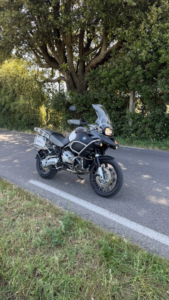 Prachtige BMW R1200GS Adventure - voll. onderhoudshistoriek, Motoren, 2 cilinders, Occasion, Handvatverwarming, Motorrijbewijs A