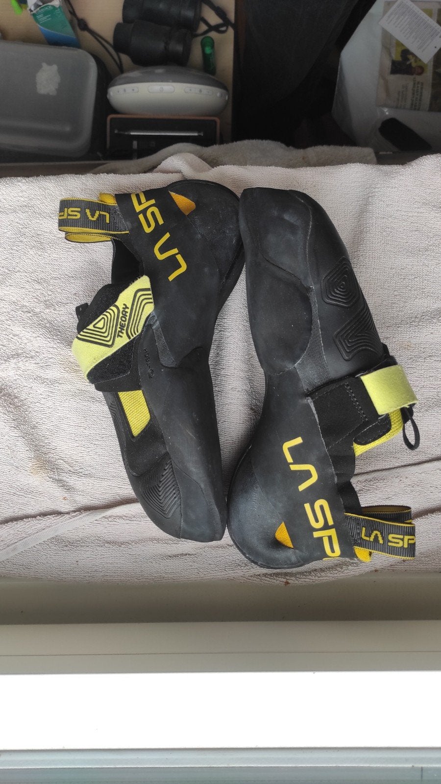 La Sportiva Theory taille 43, Enlèvement ou Envoi, Comme neuf, Chaussons d'escalade