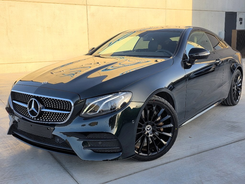 Mercedes E350 Coupé - AMG - Smaragd Green - 299 PK, Auto's, Automaat, 4 zetels, Achterwielaandrijving, Bedrijf
