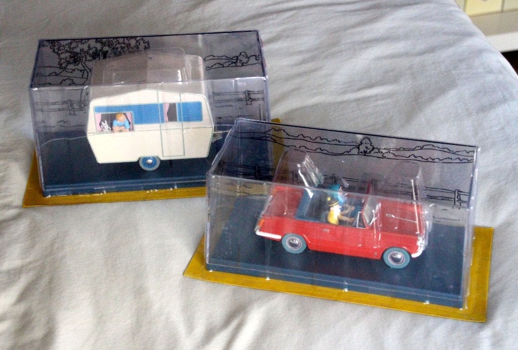 Kuifje Auto 1/24 Triumph + caravan 2013 Tintin Hergé New!, Verzamelen, Verzenden, Kuifje, Nieuw