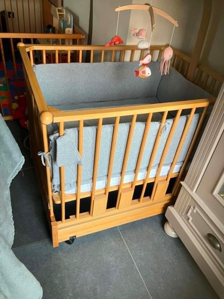 babypark, Enfants & Bébés, Parcs, Comme neuf, Carré, Réglable en hauteur, Tapis de parc, Roulettes, Enlèvement