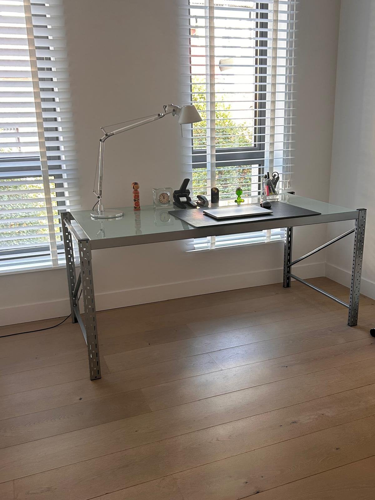 table de bureau, Maison & Meubles, Comme neuf, Enlèvement, Gris, Industriel